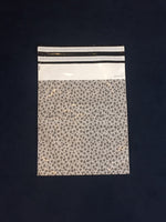 Webshopzak Grijze Cheeta print 45 x 60 cm, klep 8 cm, 70 my, 250 stuks per doos